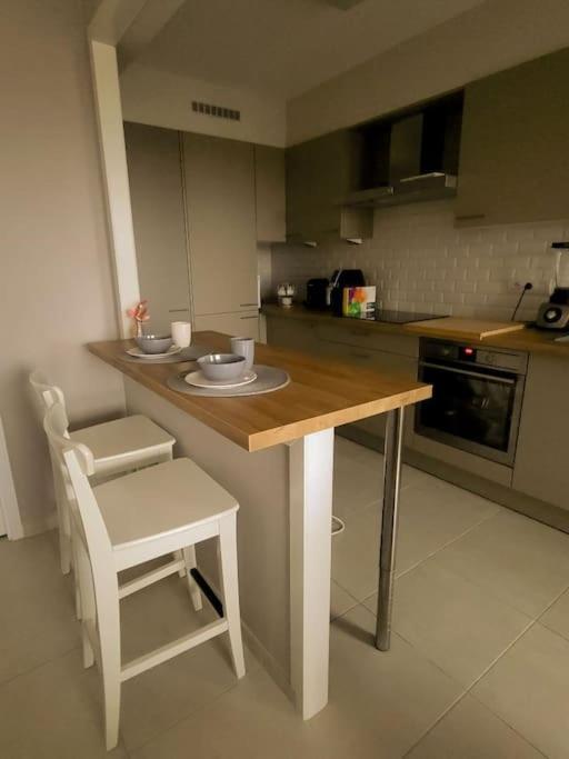 Gezellig Appartement In Brugge, Nabij Damme. 외부 사진